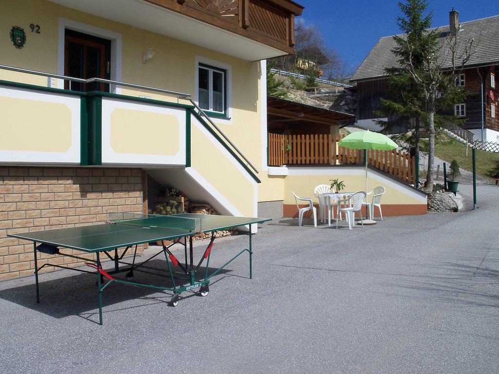 Haus Mary Apartment Russbach am Pass Gschuett Luaran gambar