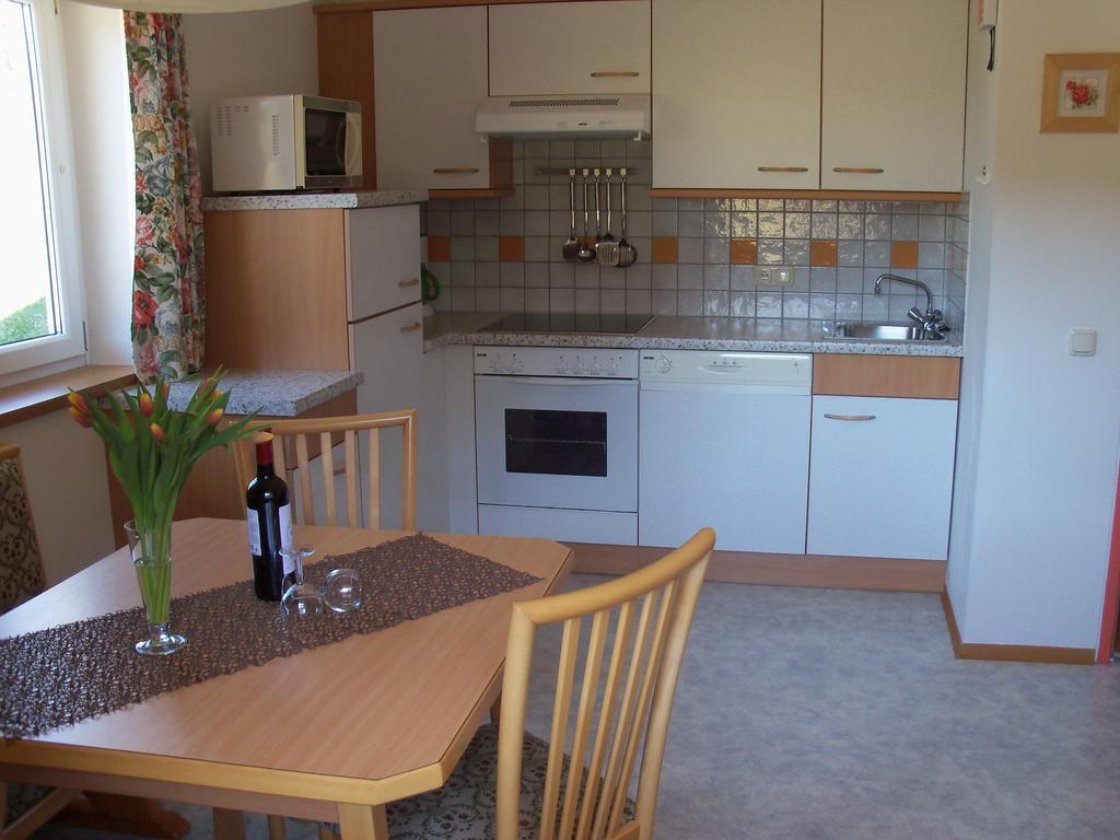 Haus Mary Apartment Russbach am Pass Gschuett Luaran gambar