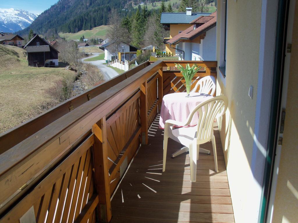 Haus Mary Apartment Russbach am Pass Gschuett Luaran gambar