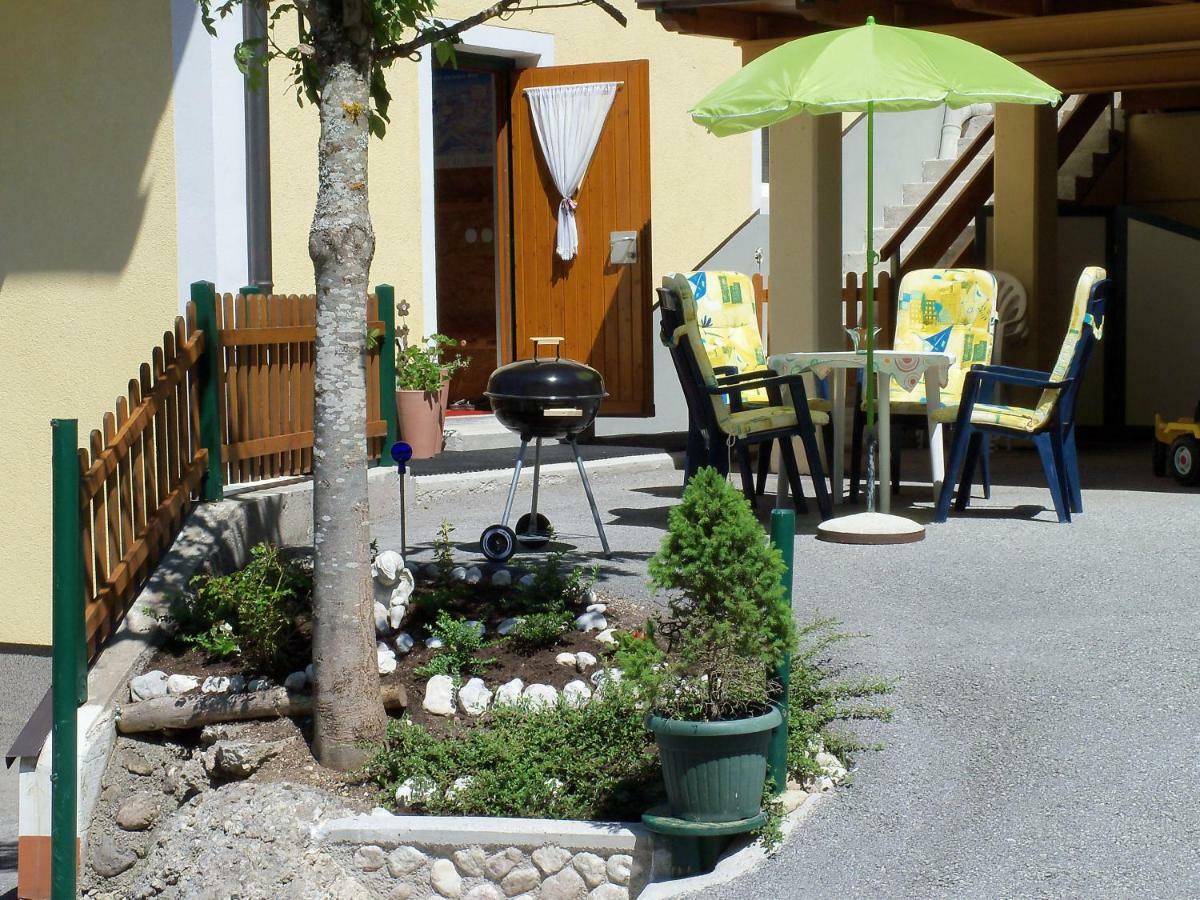 Haus Mary Apartment Russbach am Pass Gschuett Luaran gambar